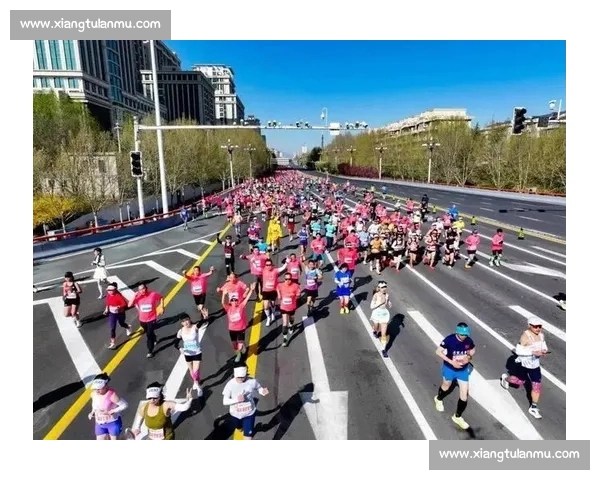 激情奋进冲线瞬间 见证速度与毅力的跑步赛场比拼